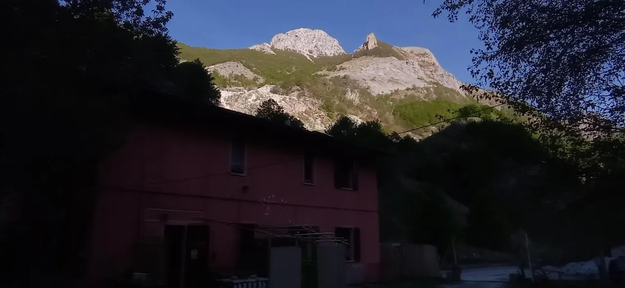Rifugio Val Serenaia 0*, Minucciano Italy